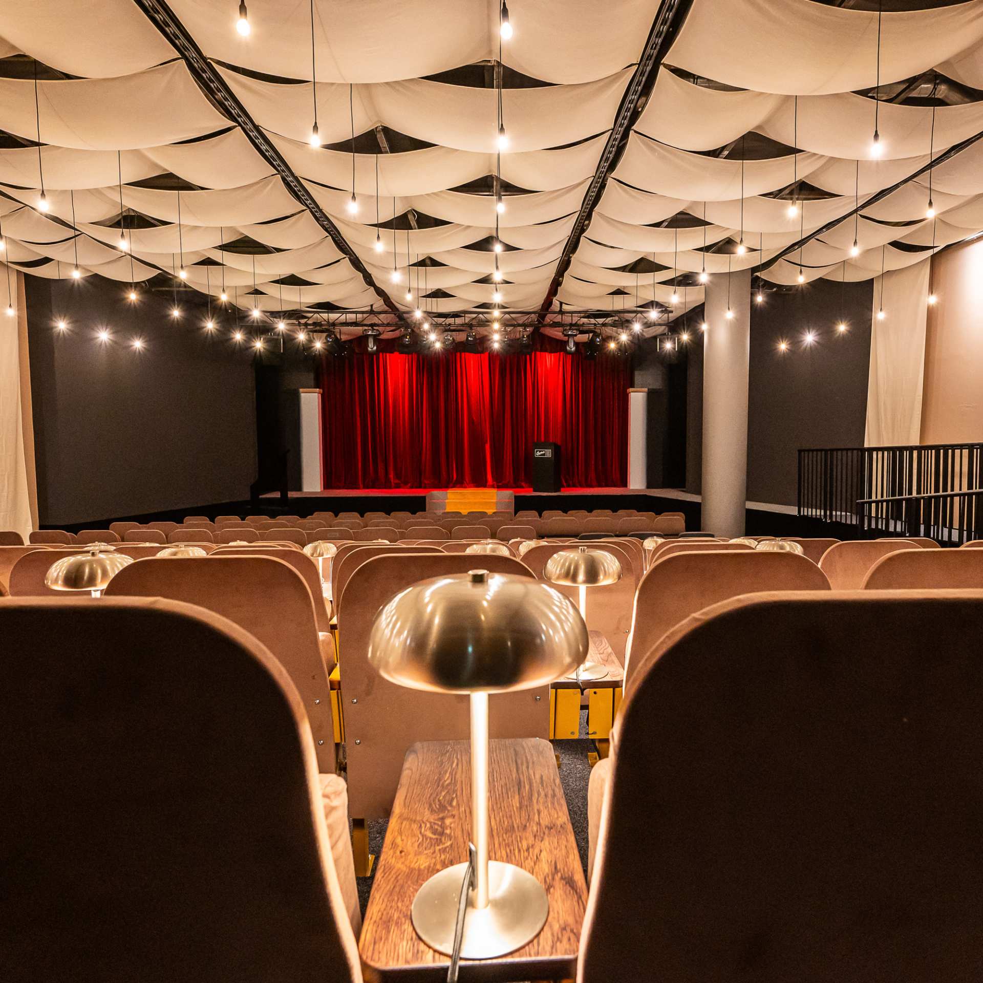 Chambinzky e.V. Hafentheater Saal